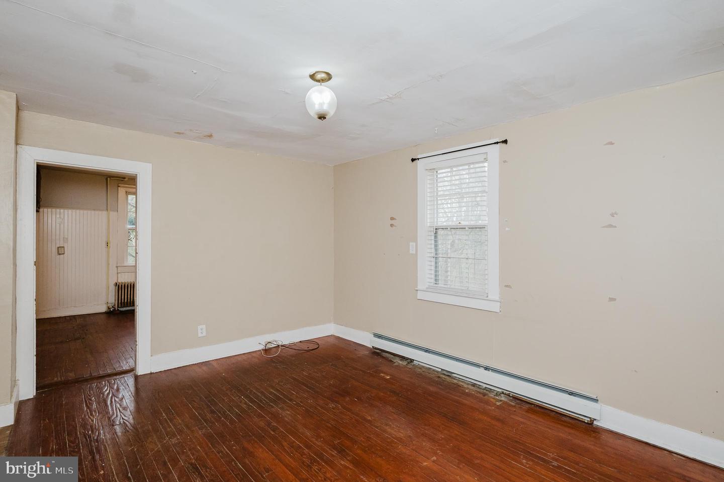 52 Sherwood Rd Property Photo 11