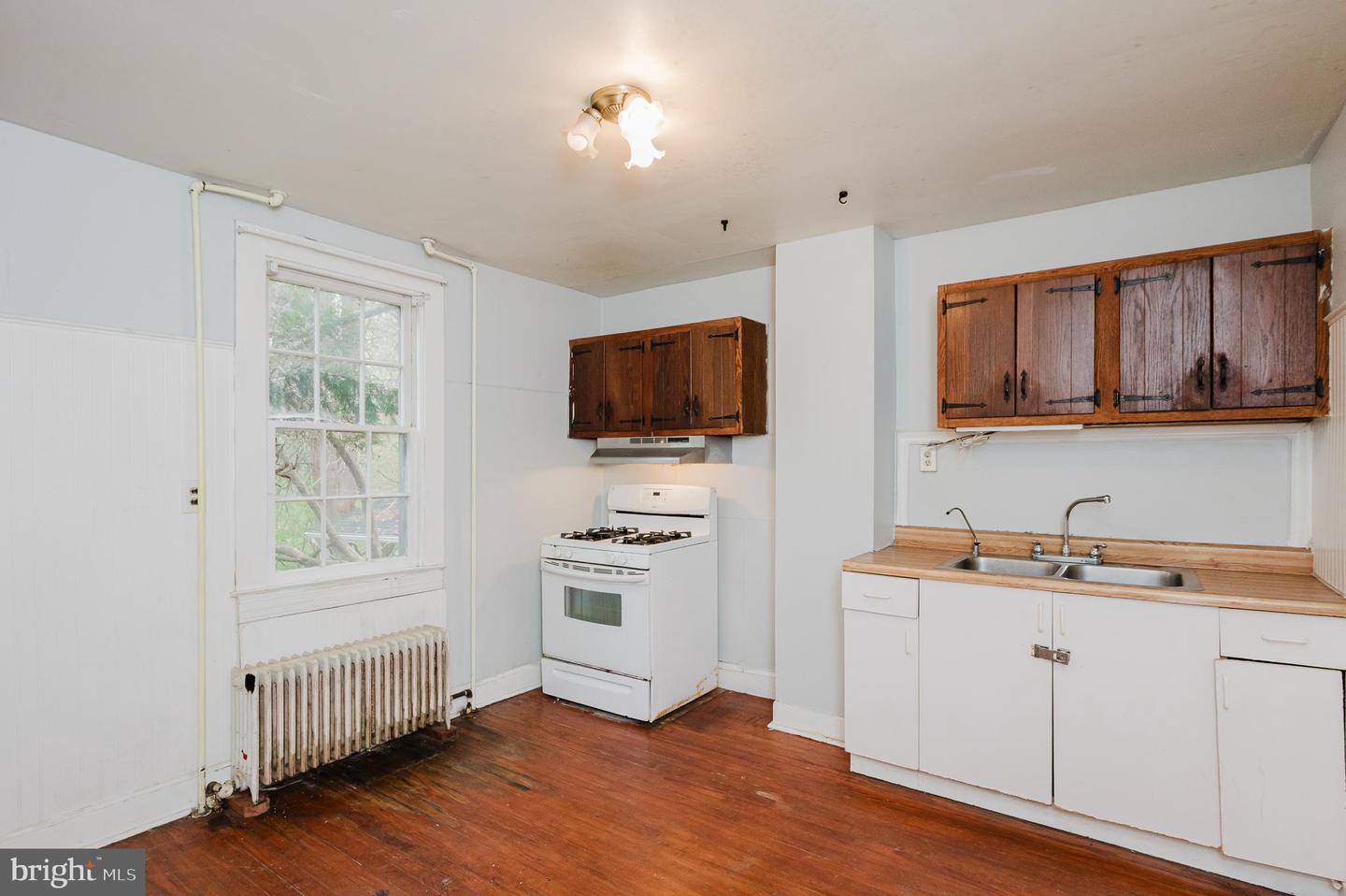 52 Sherwood Rd Property Photo 14