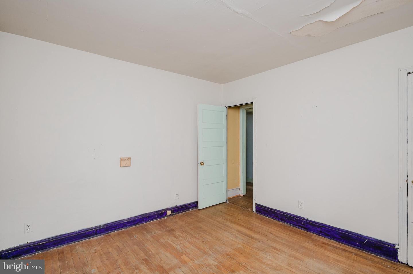 52 Sherwood Rd Property Photo 52