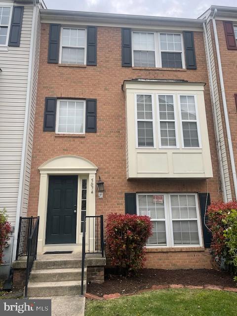 5074 Kemsley Ct Property Photo 2
