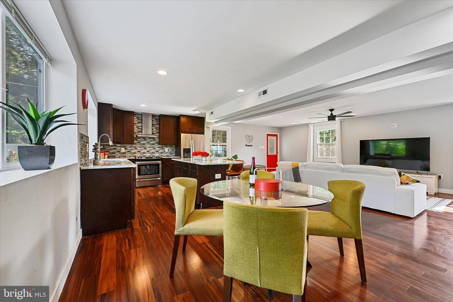 10533 Stevenson Rd #unit 1 Property Photo 1