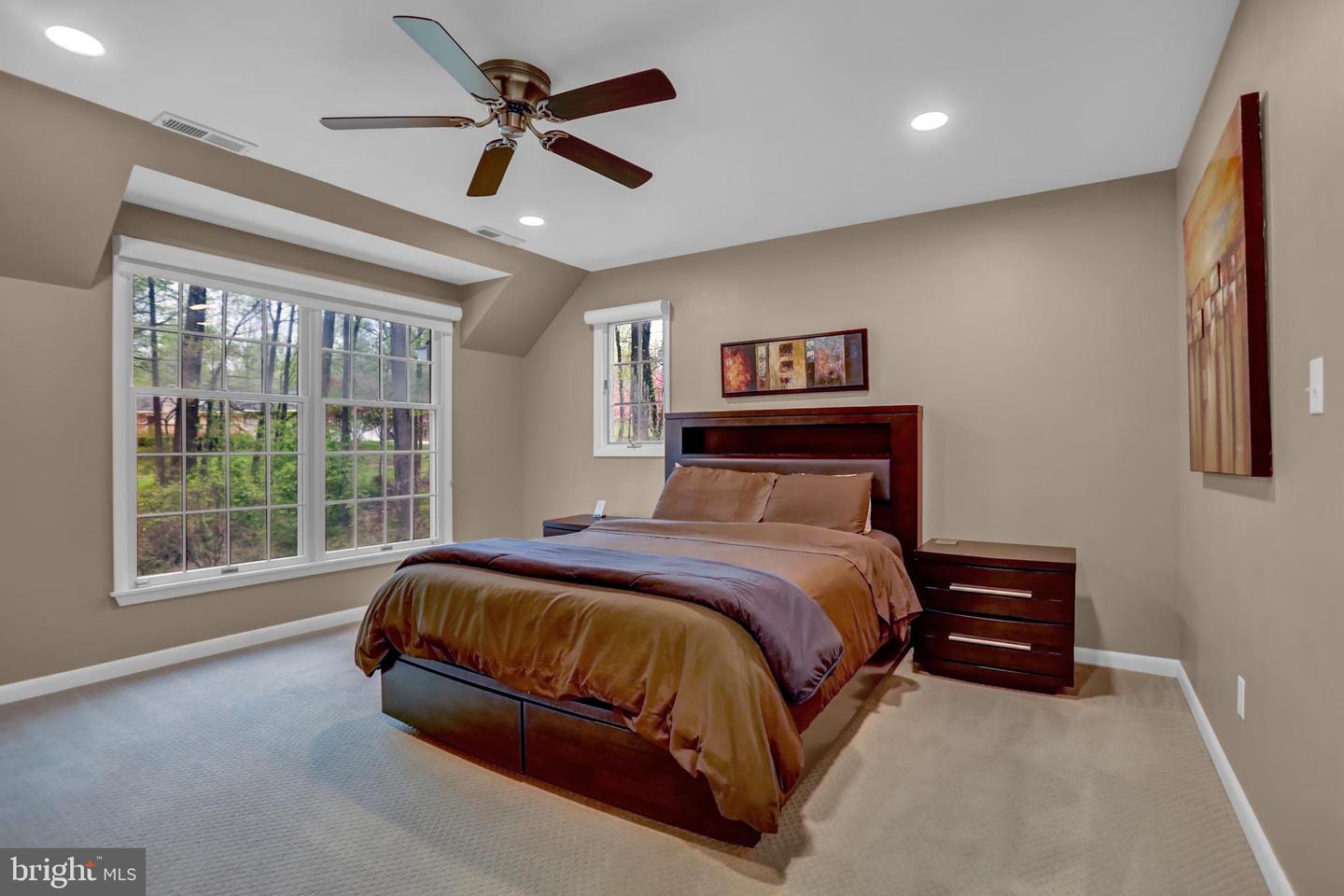 2121 Harmony Woods Rd Property Photo 18