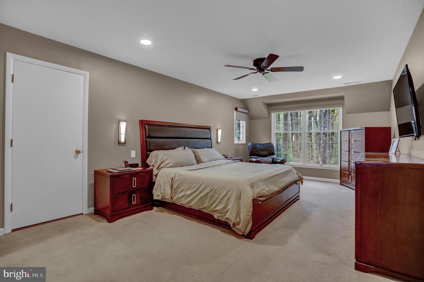 2121 Harmony Woods Rd Property Photo 22