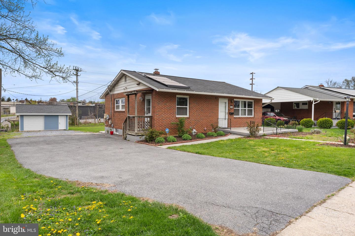 Academy Acres Real Estate Listings Main Image