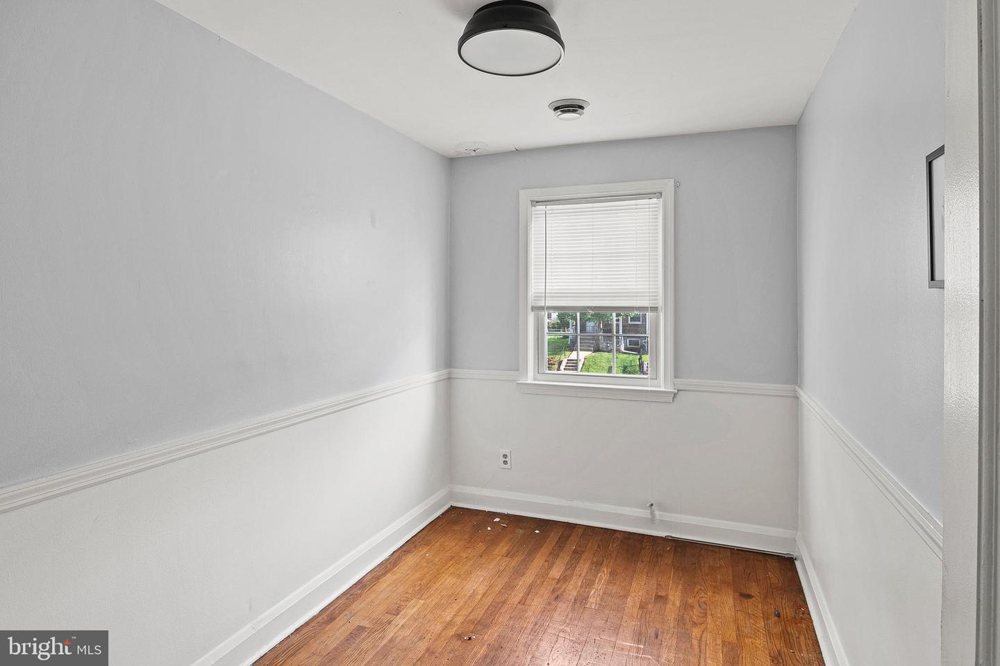 1060 Elm Rd Property Photo 14