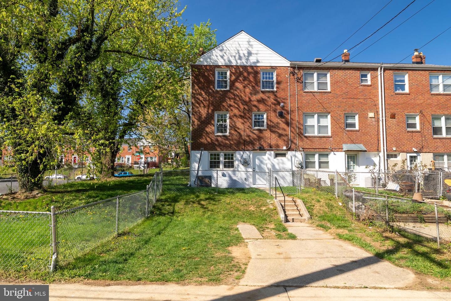 923 Fairmount Ave Property Photo 35