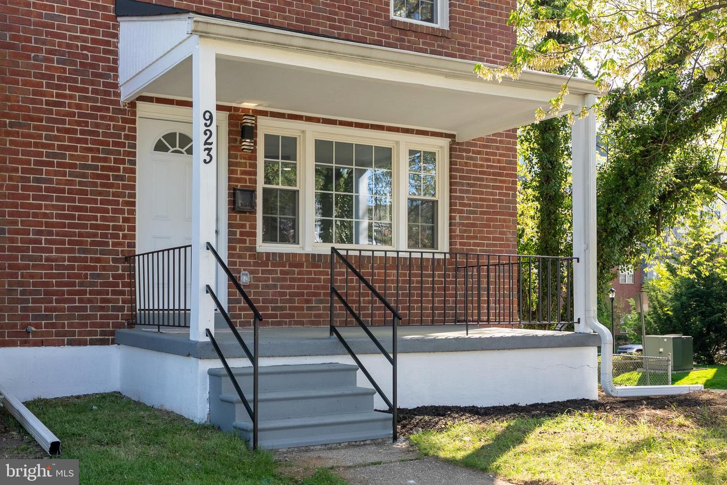 923 Fairmount Ave Property Photo 39