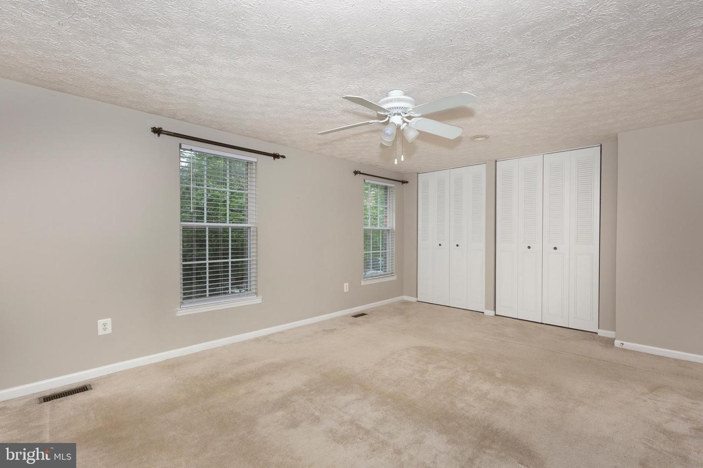 8122 Township Dr Property Photo 11