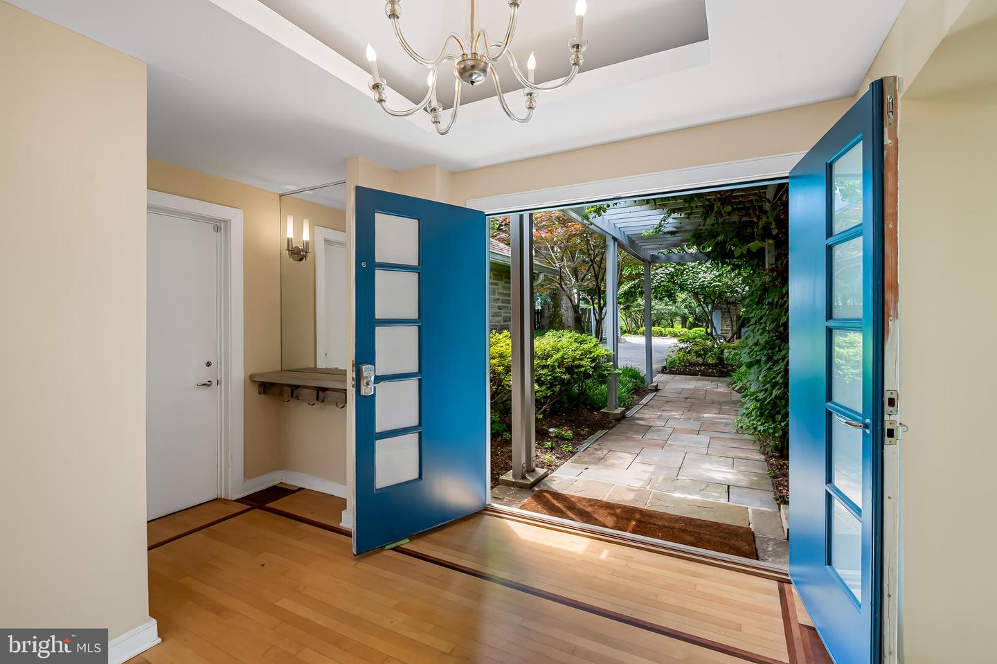 6 Meadow Rd Property Photo 5