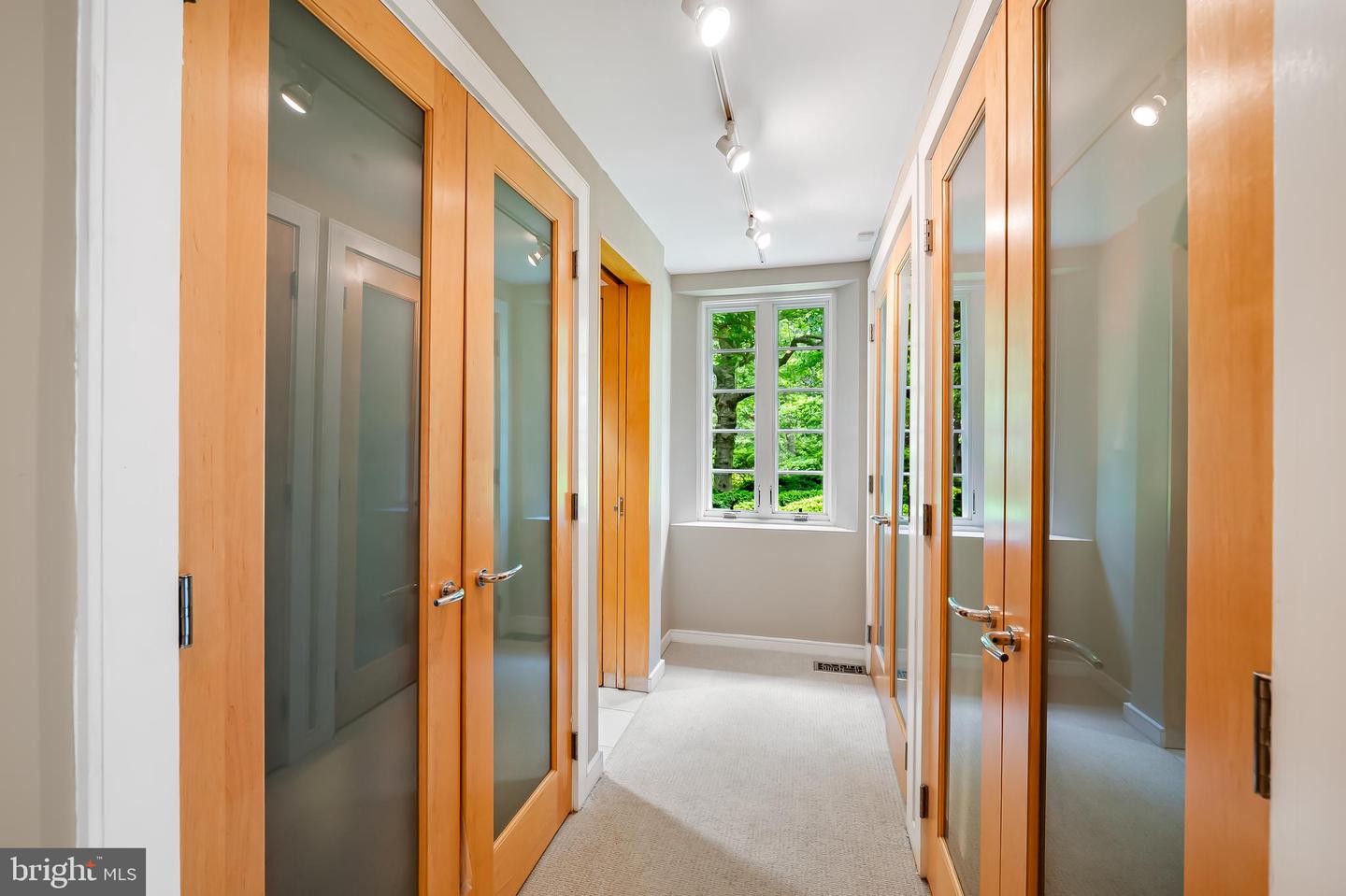 6 Meadow Rd Property Photo 30