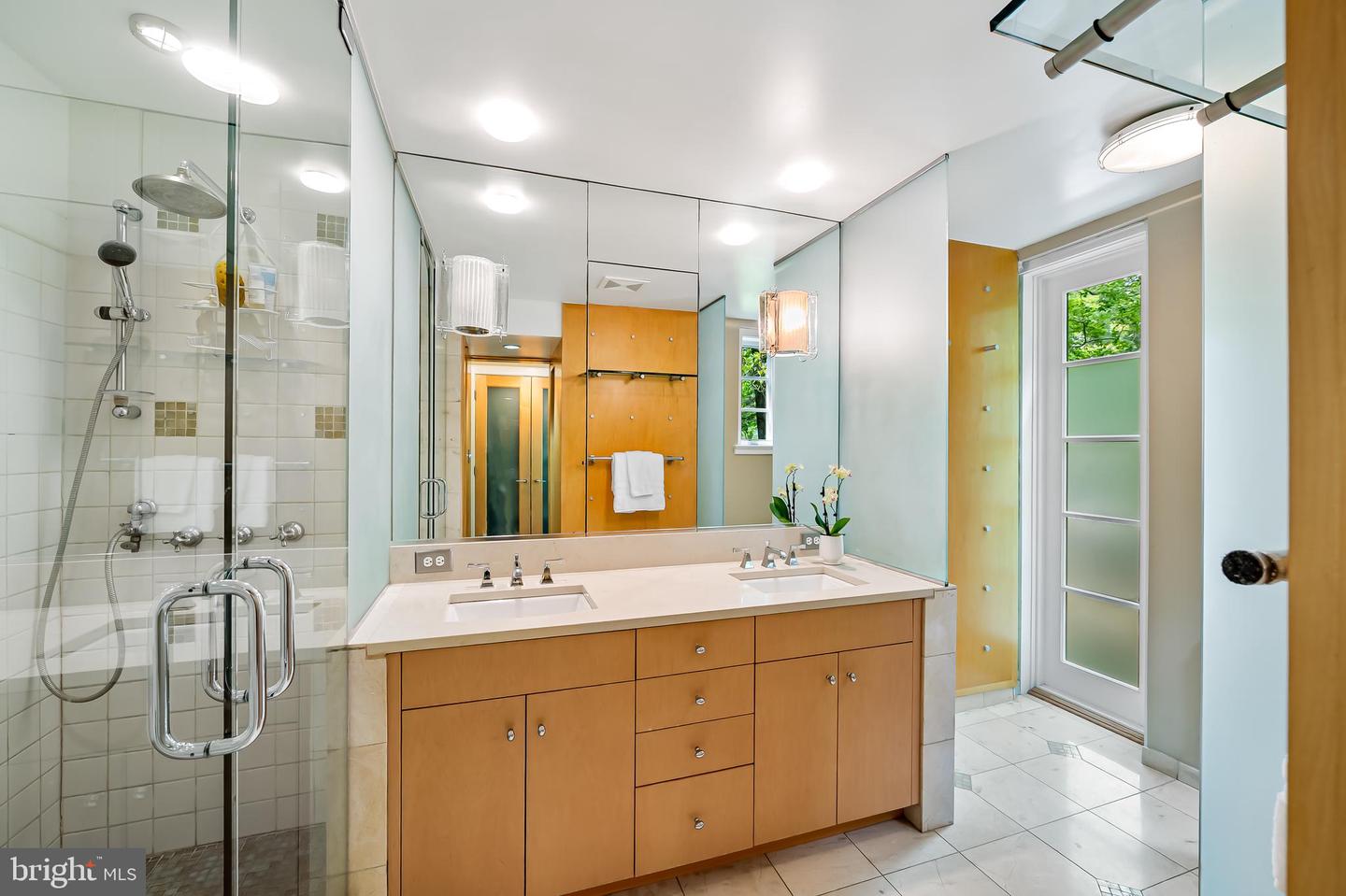 6 Meadow Rd Property Photo 31
