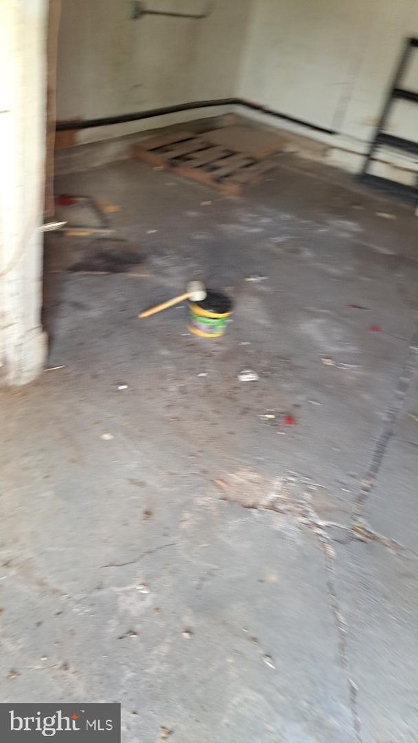7701 Belair #rear Garage Property Photo 3