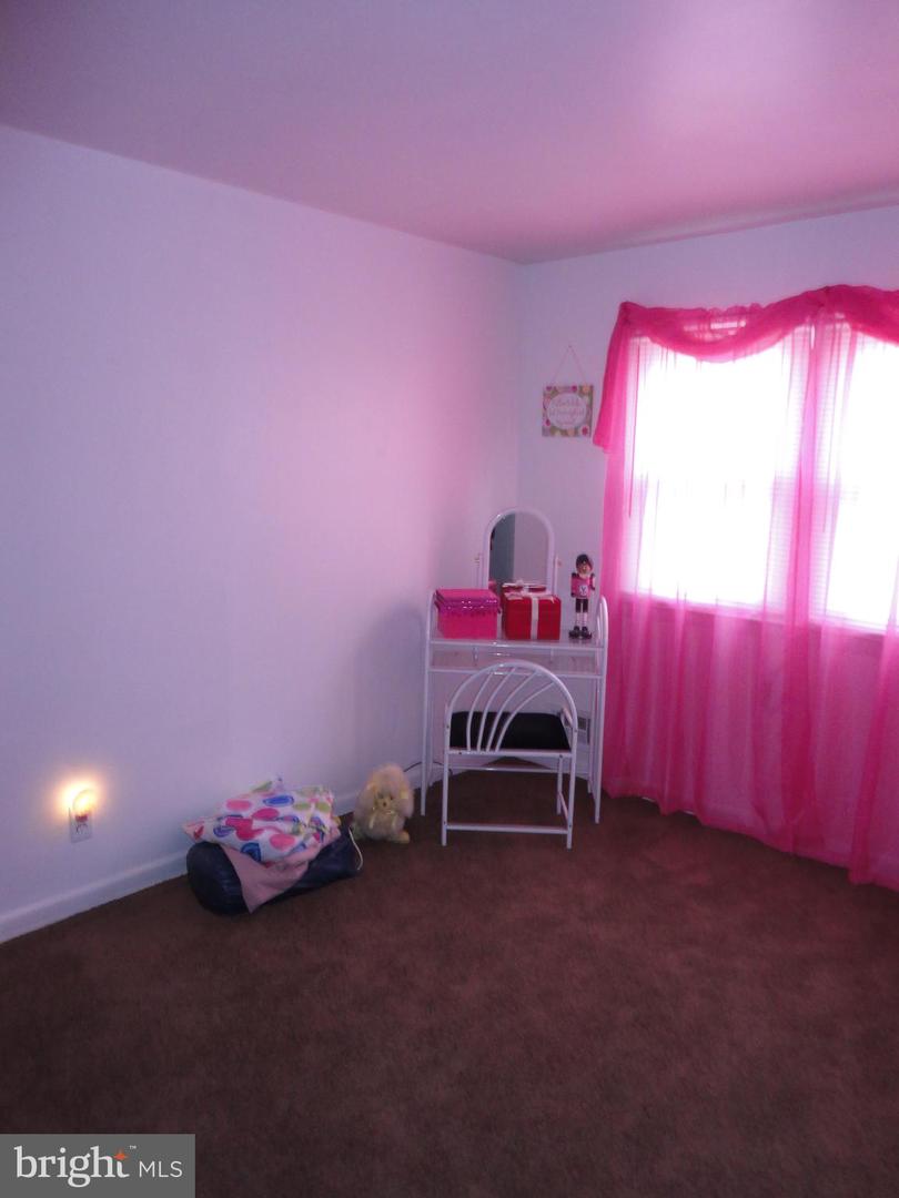 7128 Bexhill Rd Property Photo 9