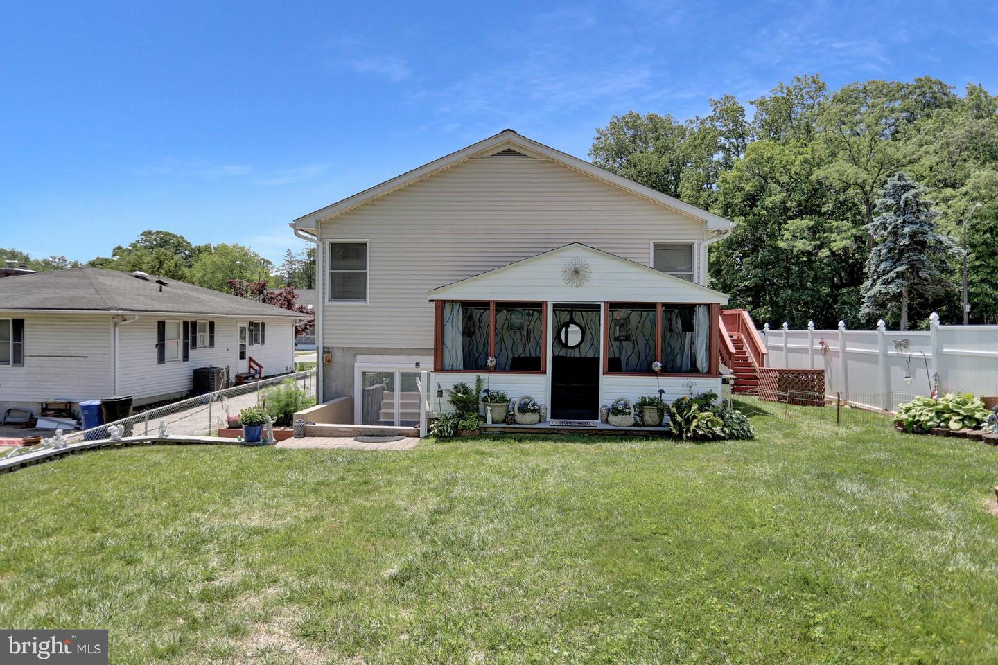 1814 Putty Hill Ave Property Photo 37