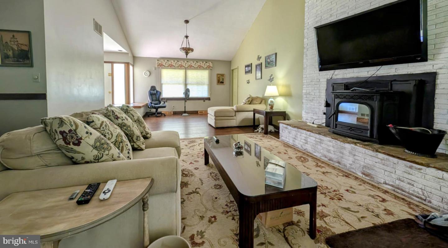 6605 Mount Vista Rd Property Photo 5