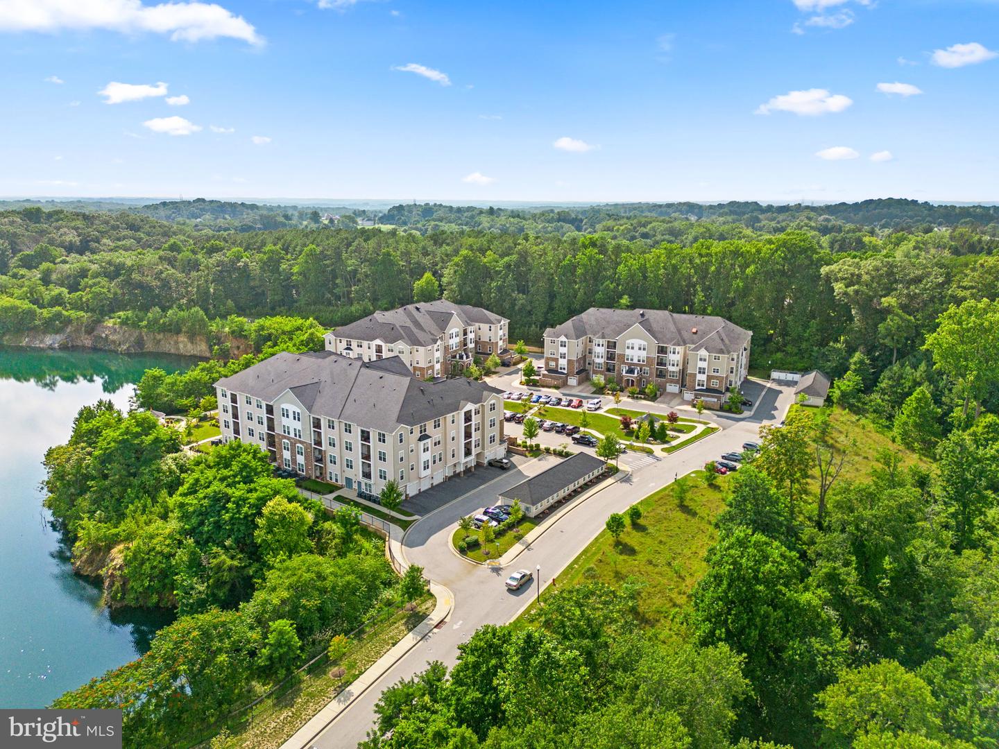 620 Quarry View Ct #408 Property Photo 3