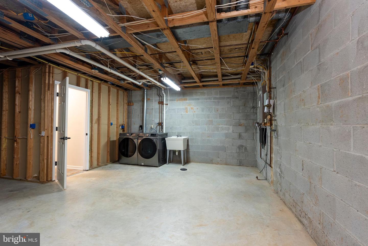 30 Iron Mill Garth Property Photo 39