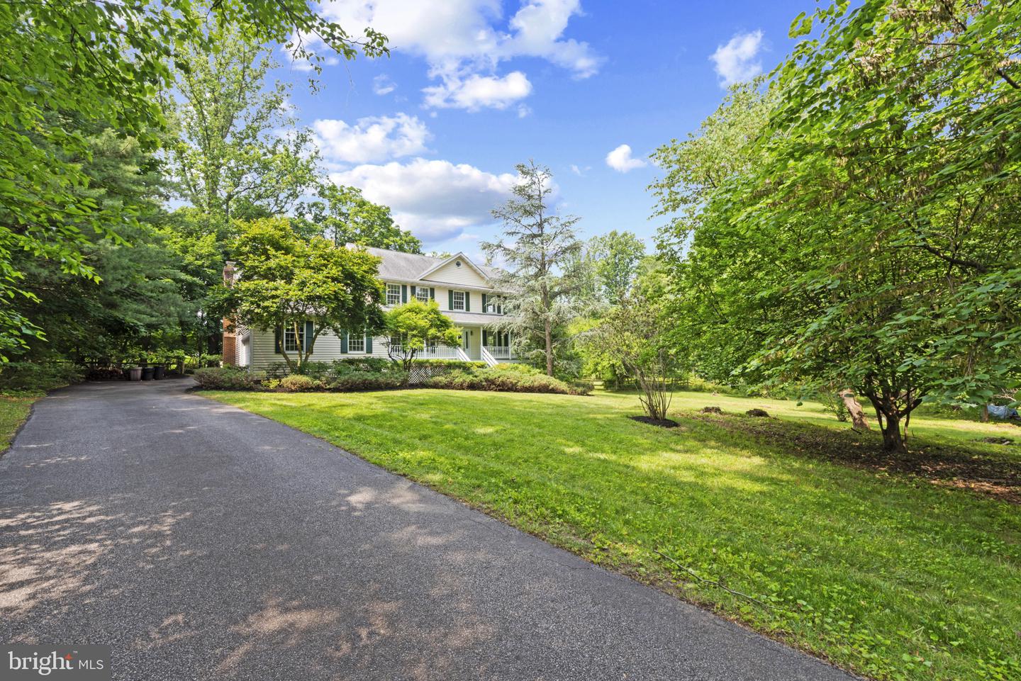 6 Constantine Dr Property Photo 2