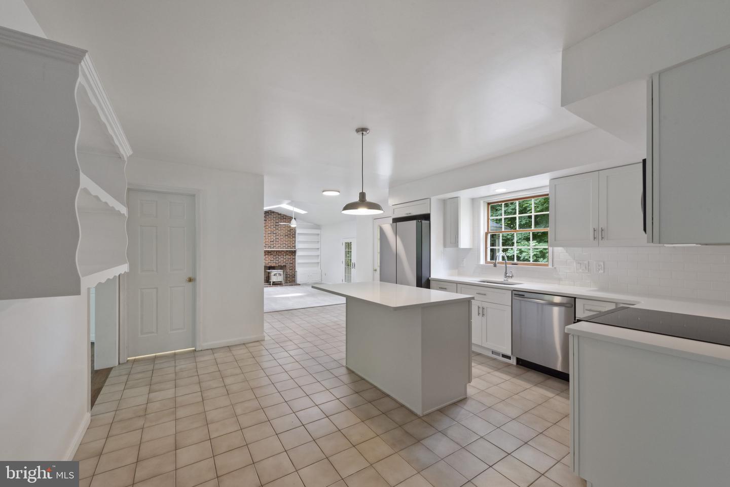 6 Constantine Dr Property Photo 11