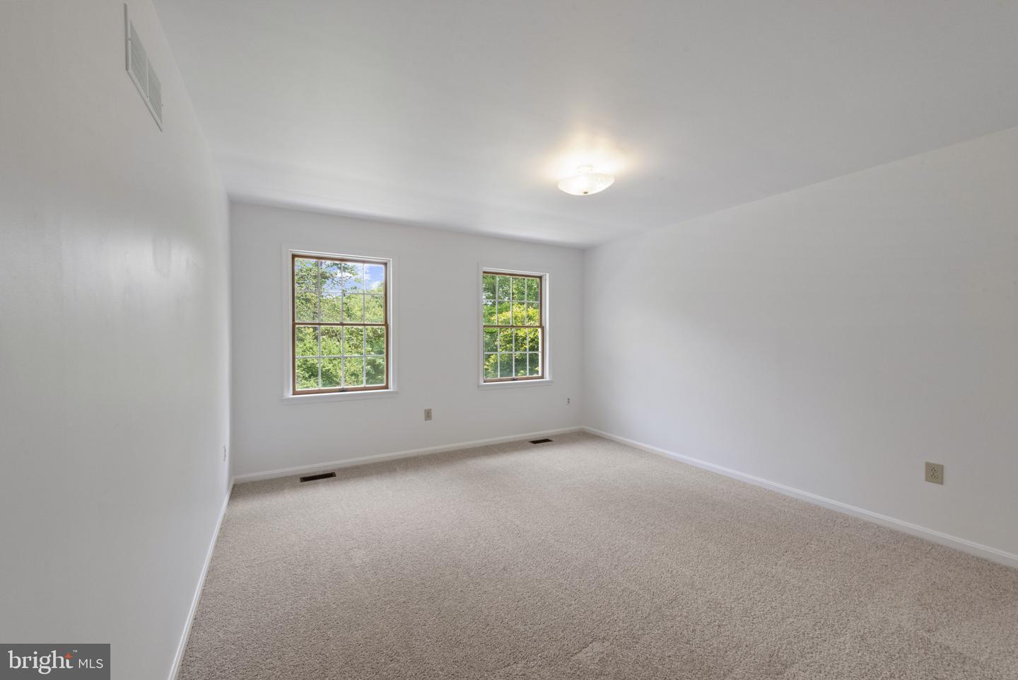 6 Constantine Dr Property Photo 28