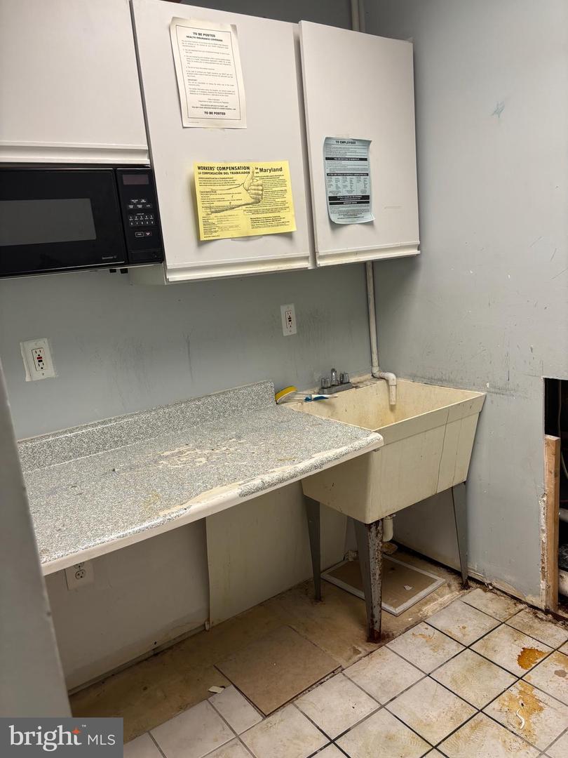 9309 Belair Rd #lower Level Suite C Property Photo 23