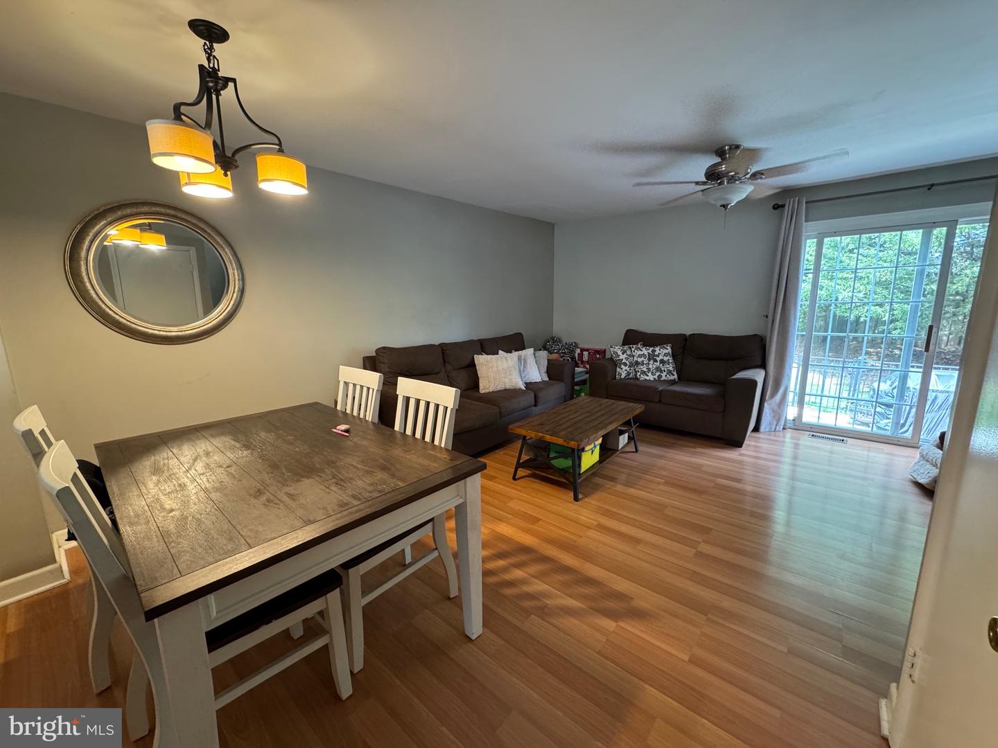 3812 Glenview Property Photo 3