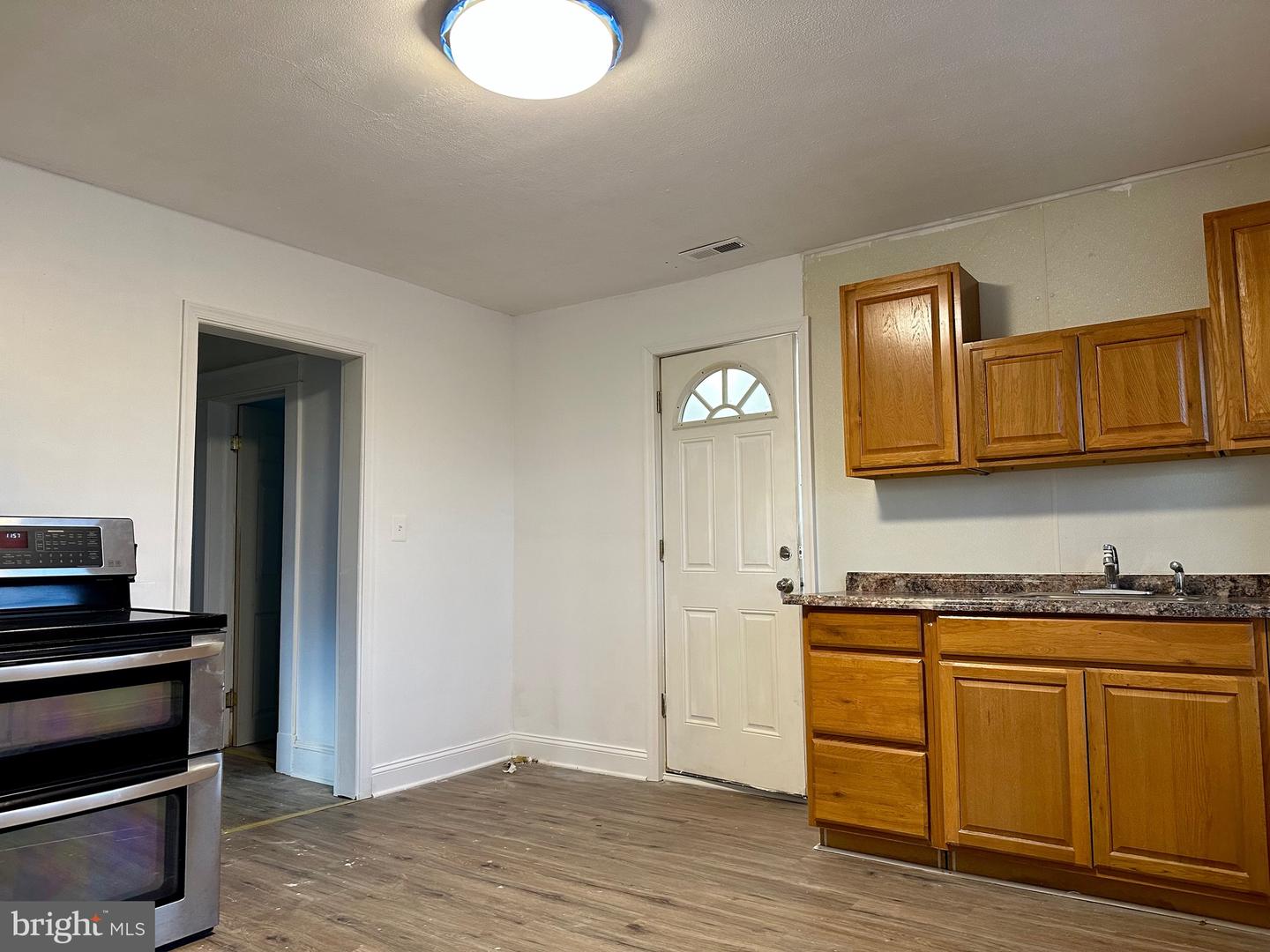 515 Dorsey Property Photo 24