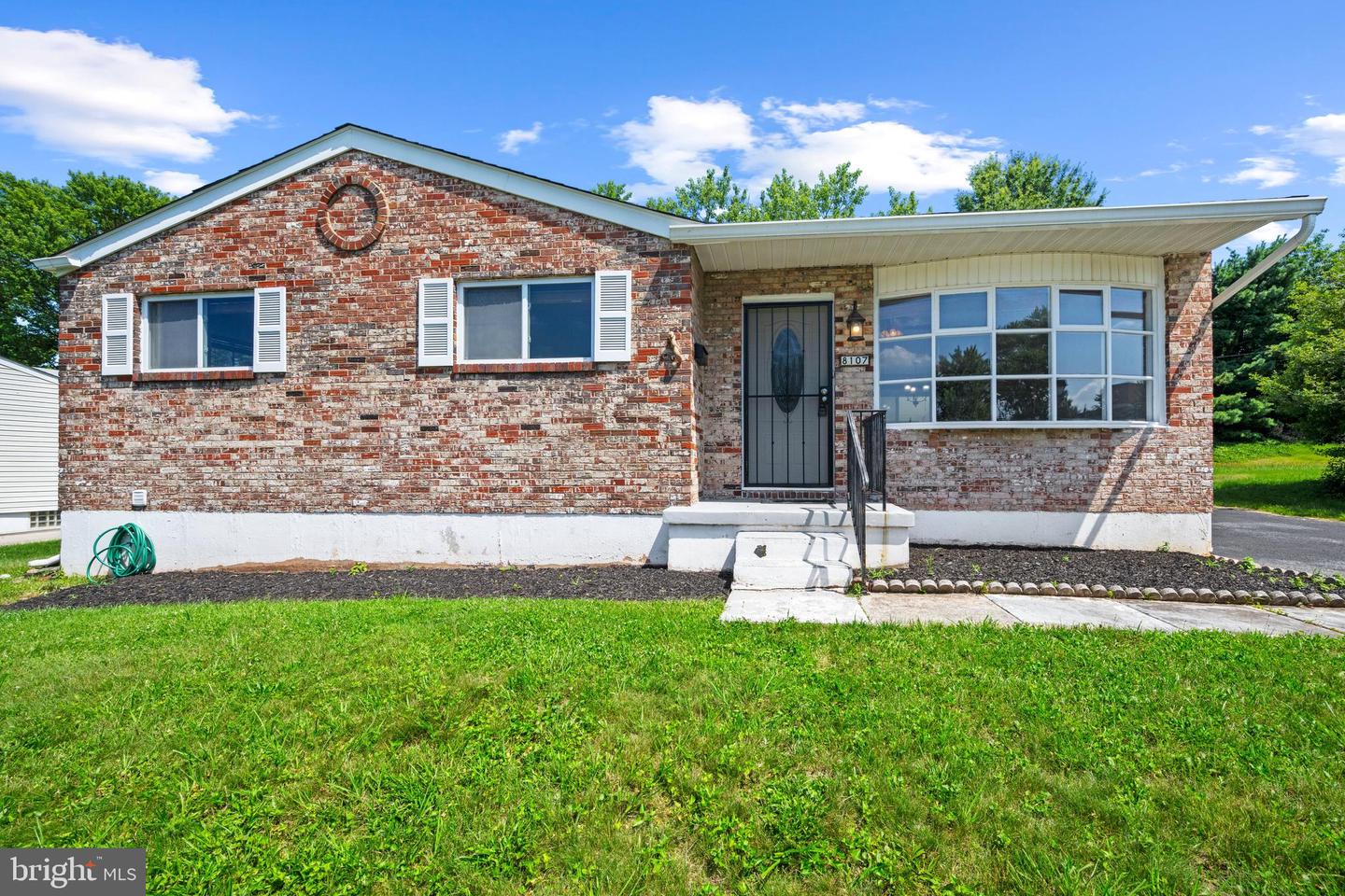 8107 Candle Ln Property Photo 1