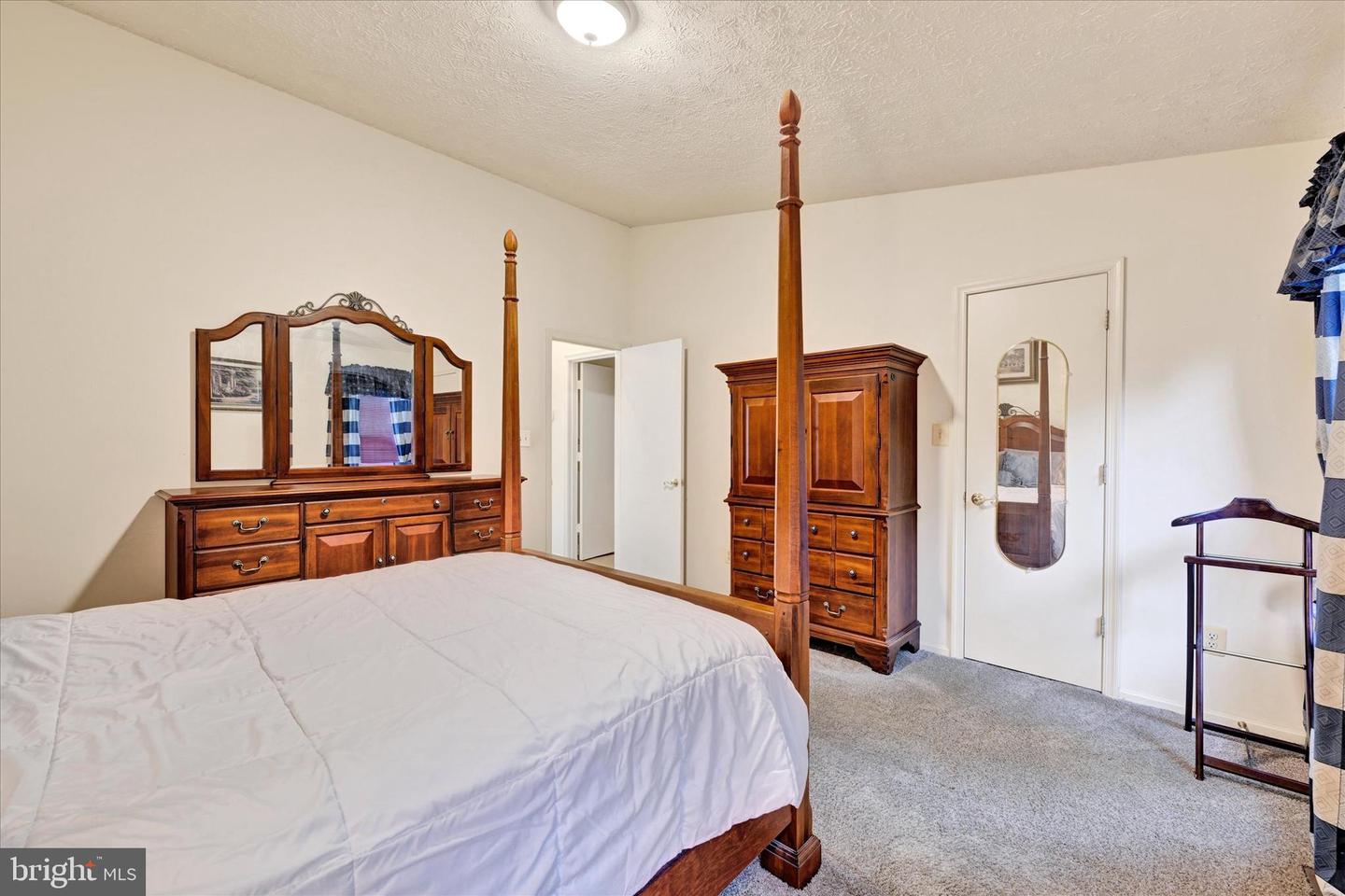 15 Heavrin Ct Property Photo 15