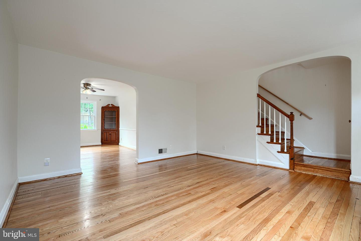 7040 Heathfield Rd Property Photo 9