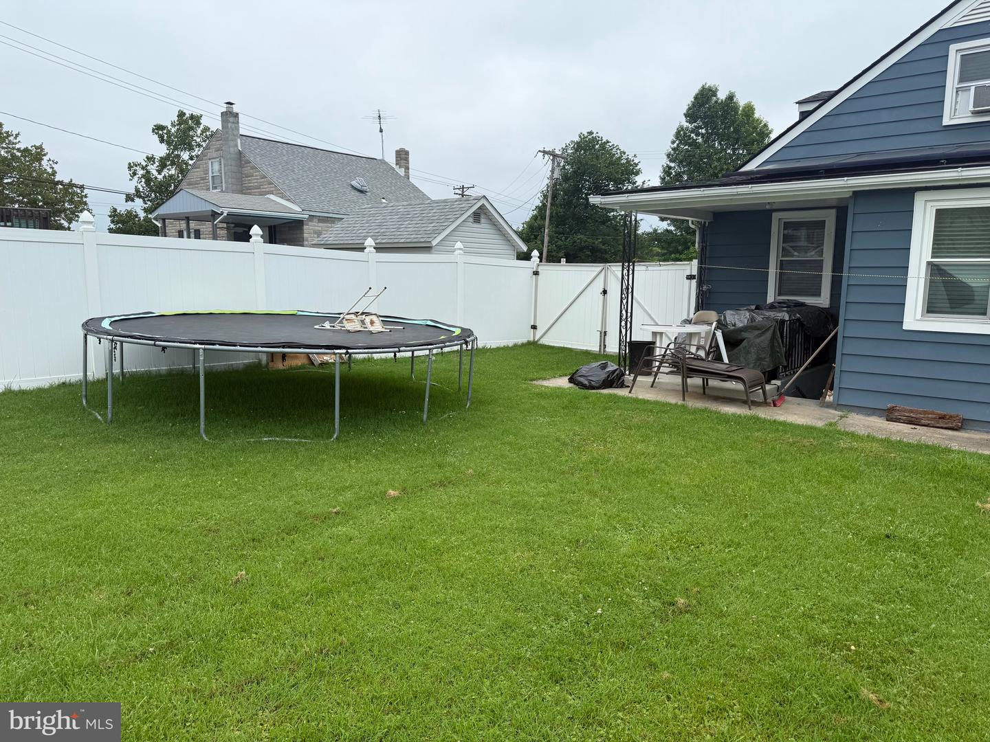 1346 Willow Rd Property Photo 16