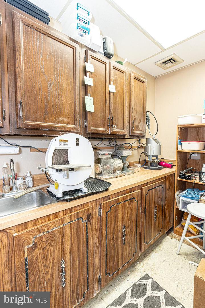 4204 Forge Rd Property Photo 8
