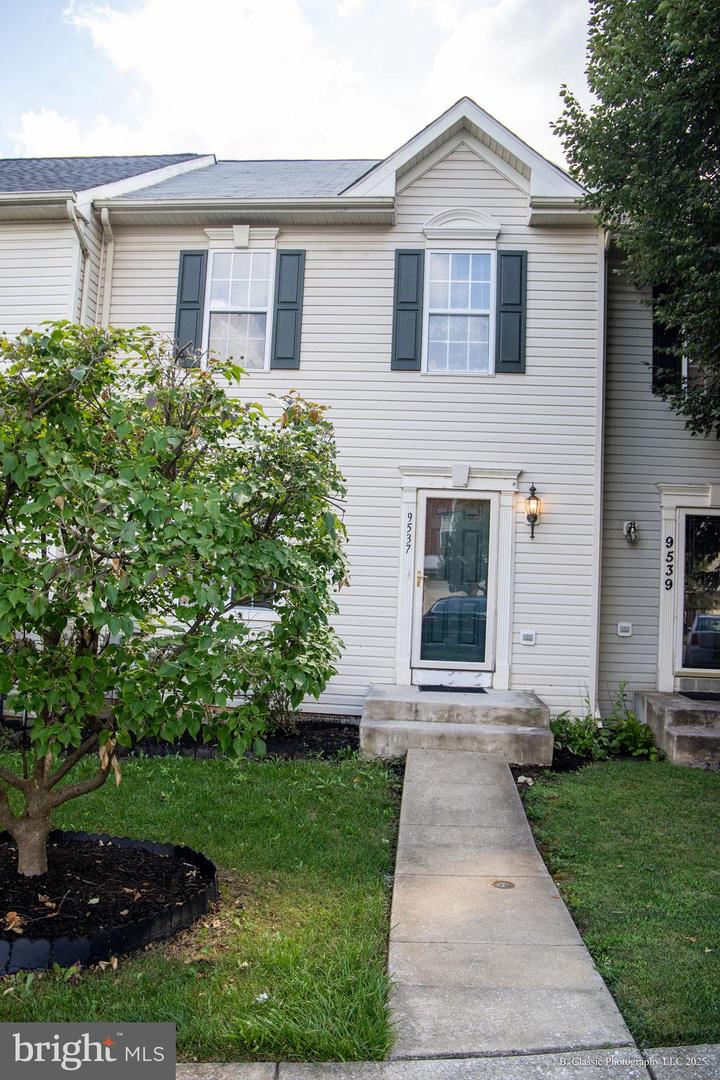 9537 BRANCHLEIGH RD Property Photo 1