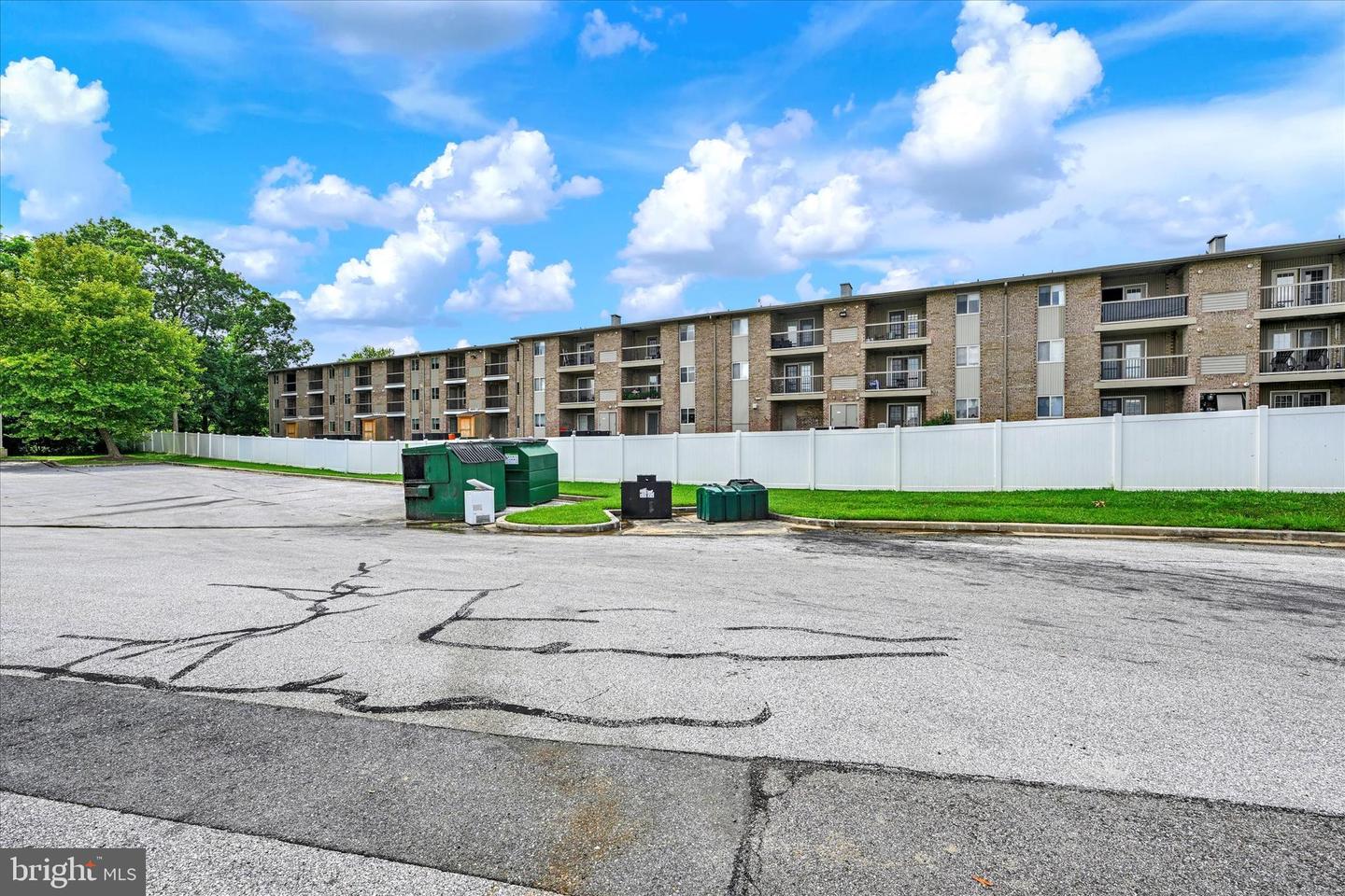 1732 Rolling Rd N Property Photo 17