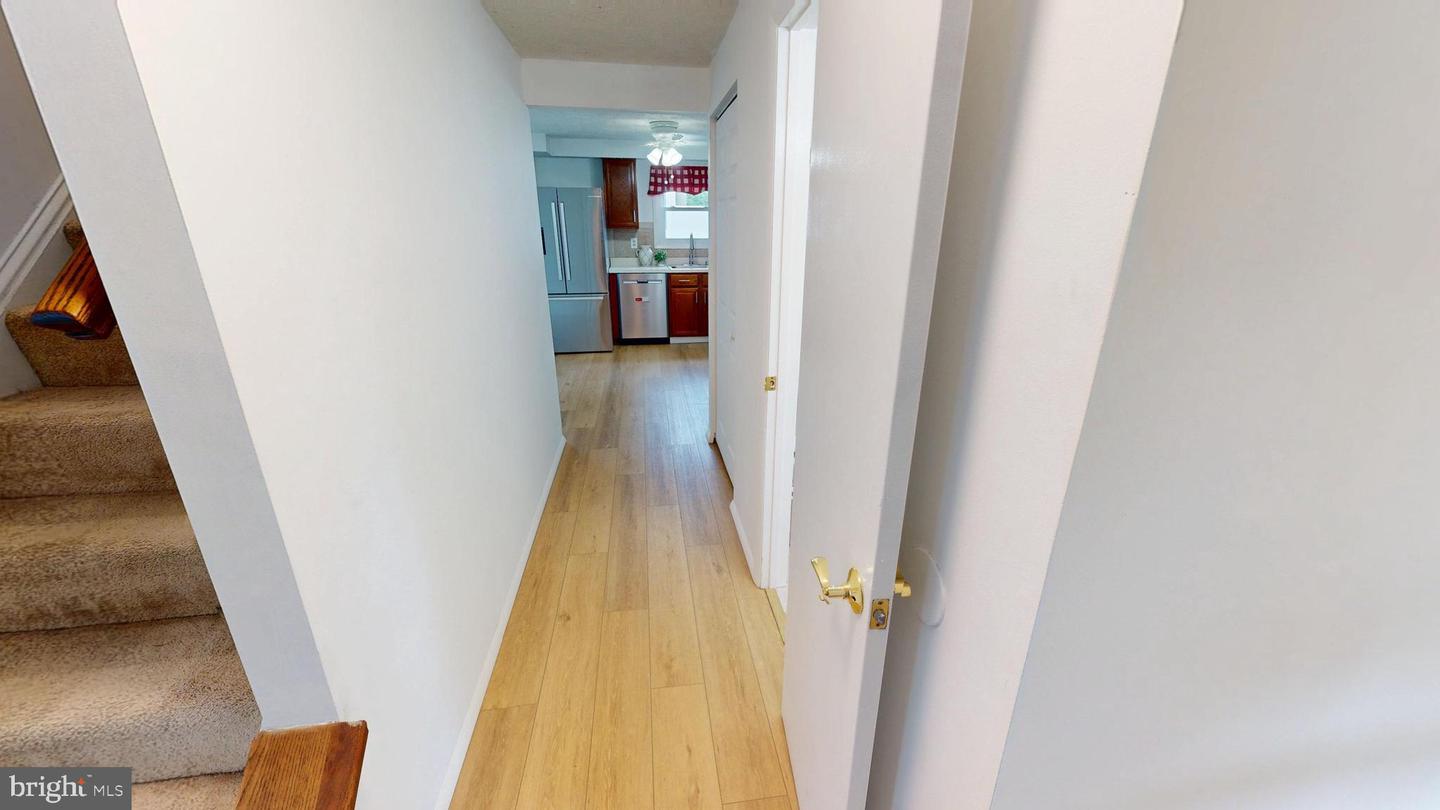 9622 Winands Rd Property Photo 2