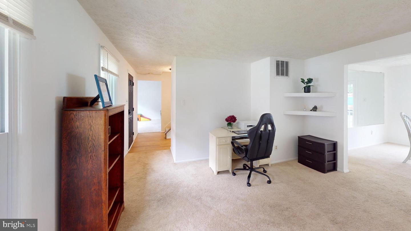 9622 Winands Rd Property Photo 9