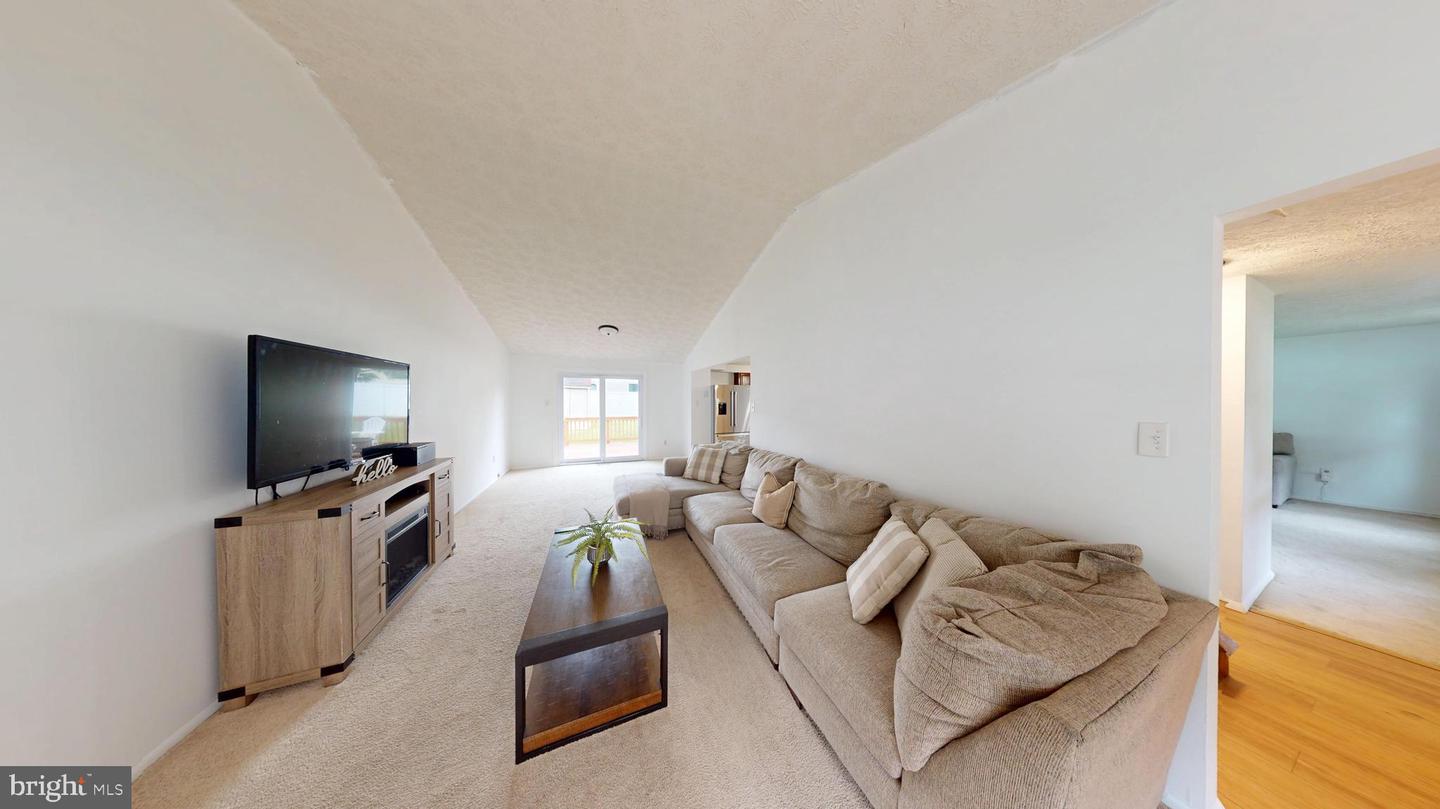 9622 Winands Rd Property Photo 12