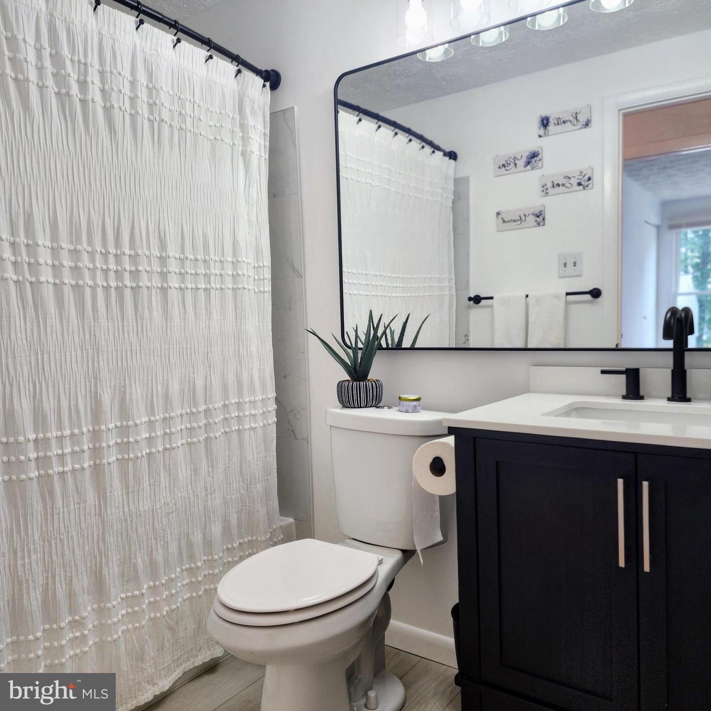 9622 Winands Rd Property Photo 21