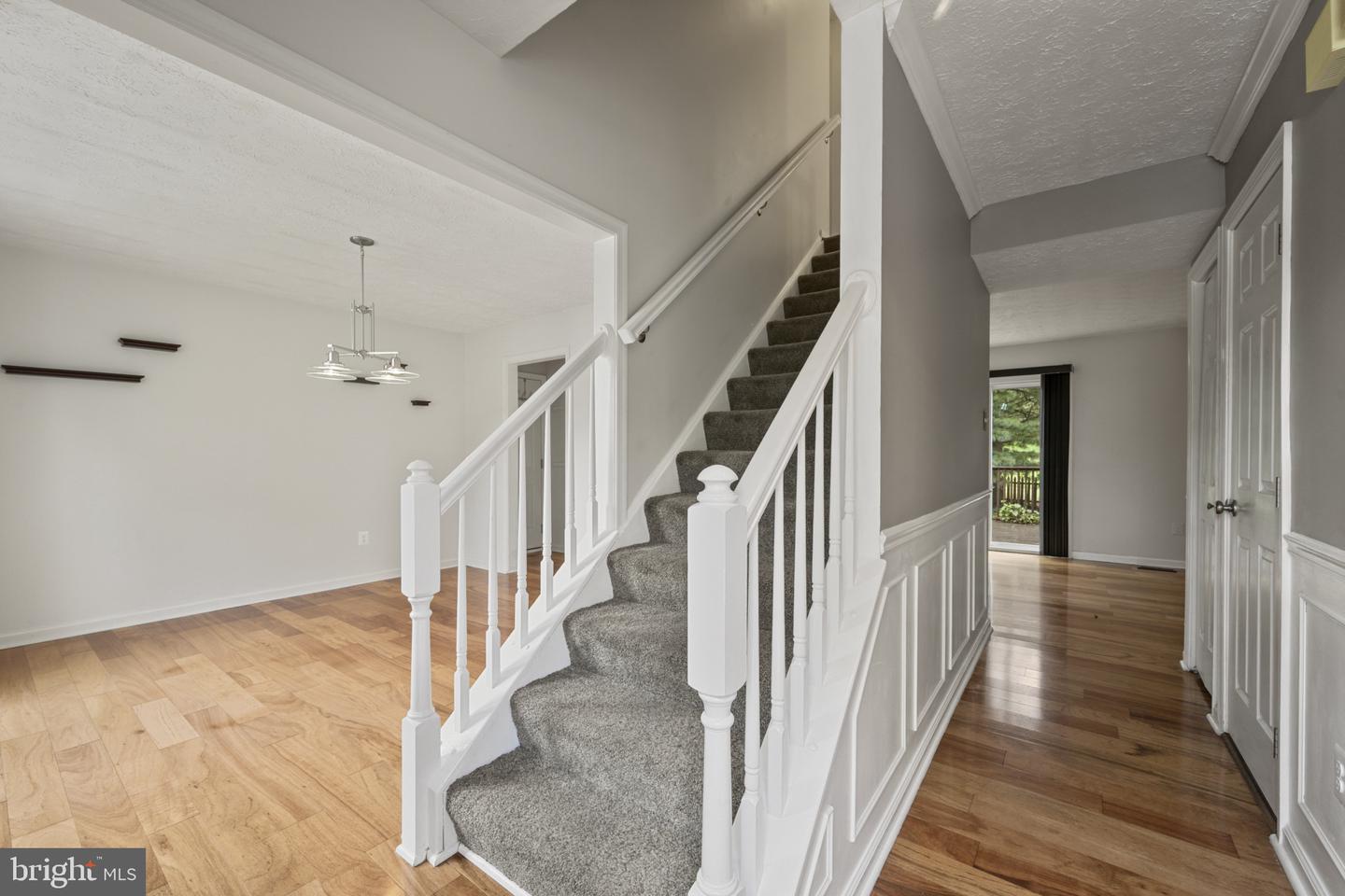 8 Amys Way Ct Property Photo 5