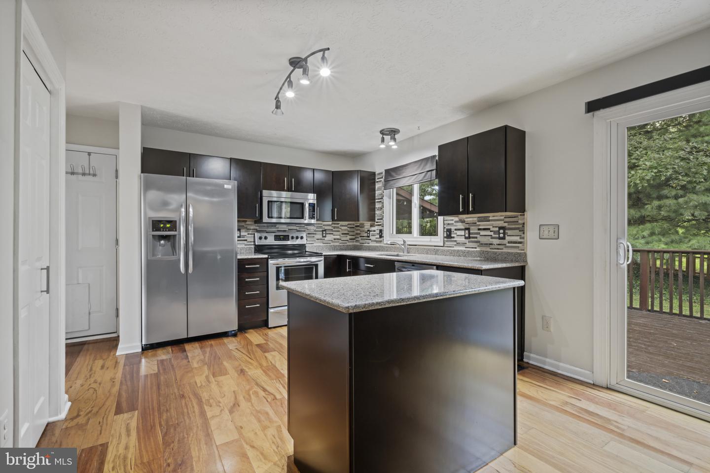 8 Amys Way Ct Property Photo 16