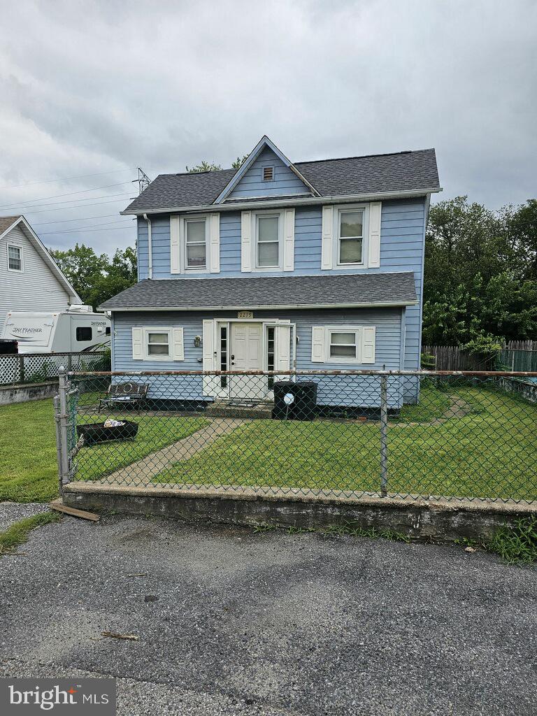 2219 Old Eastern Property Photo 1