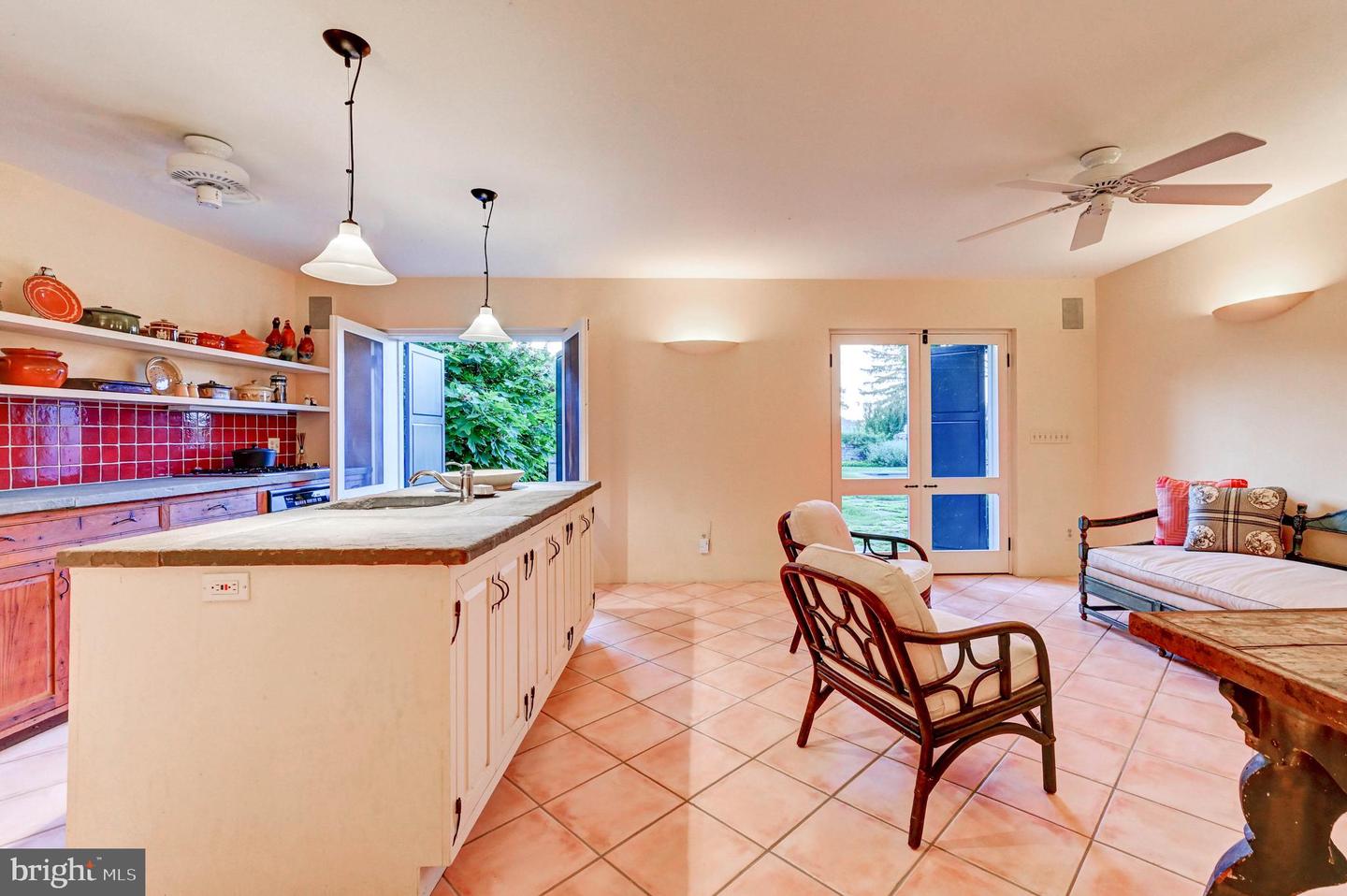 MDBC2136634 Property Photo 55