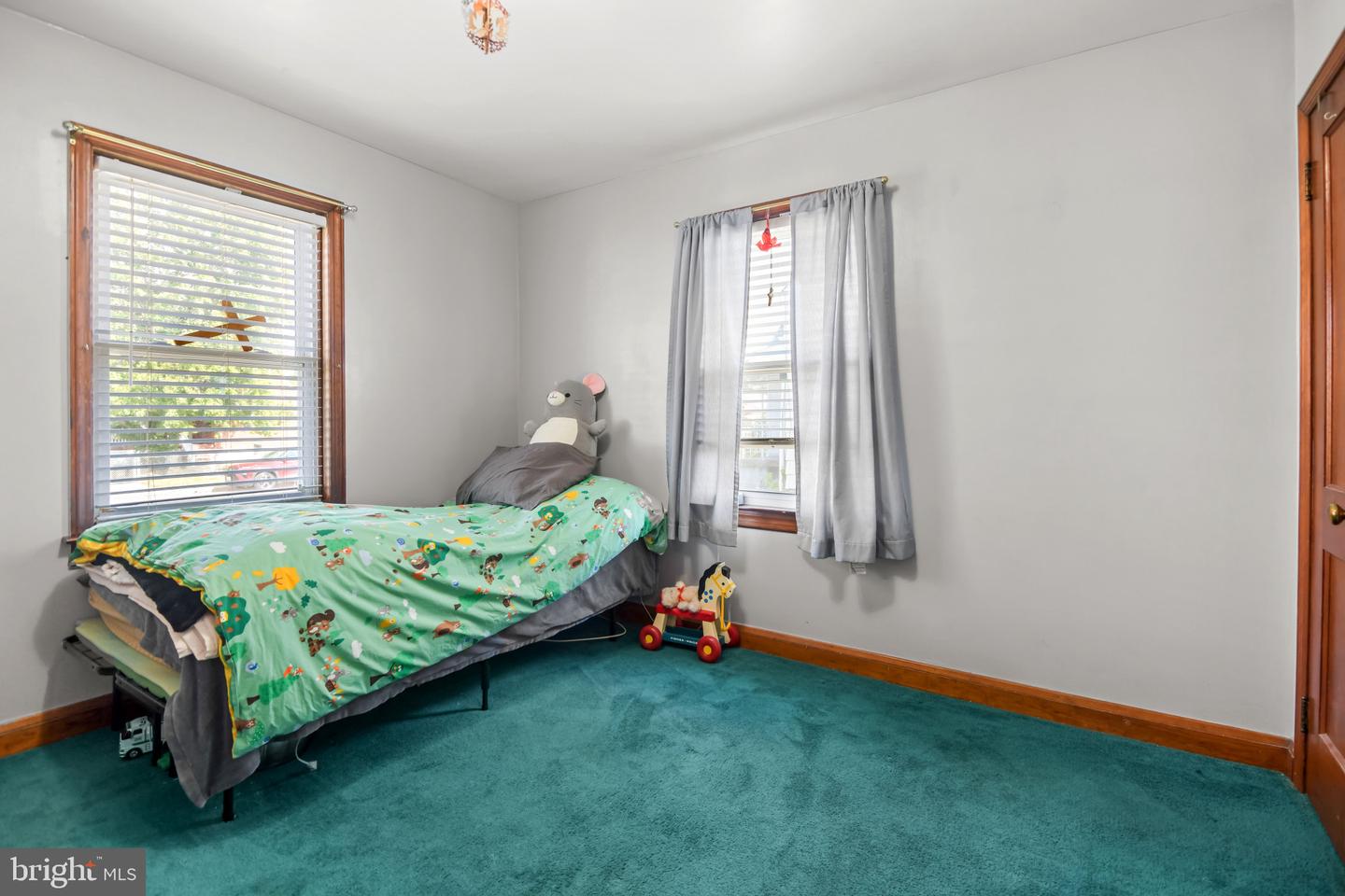 320 S Taylor Ave Property Photo 19