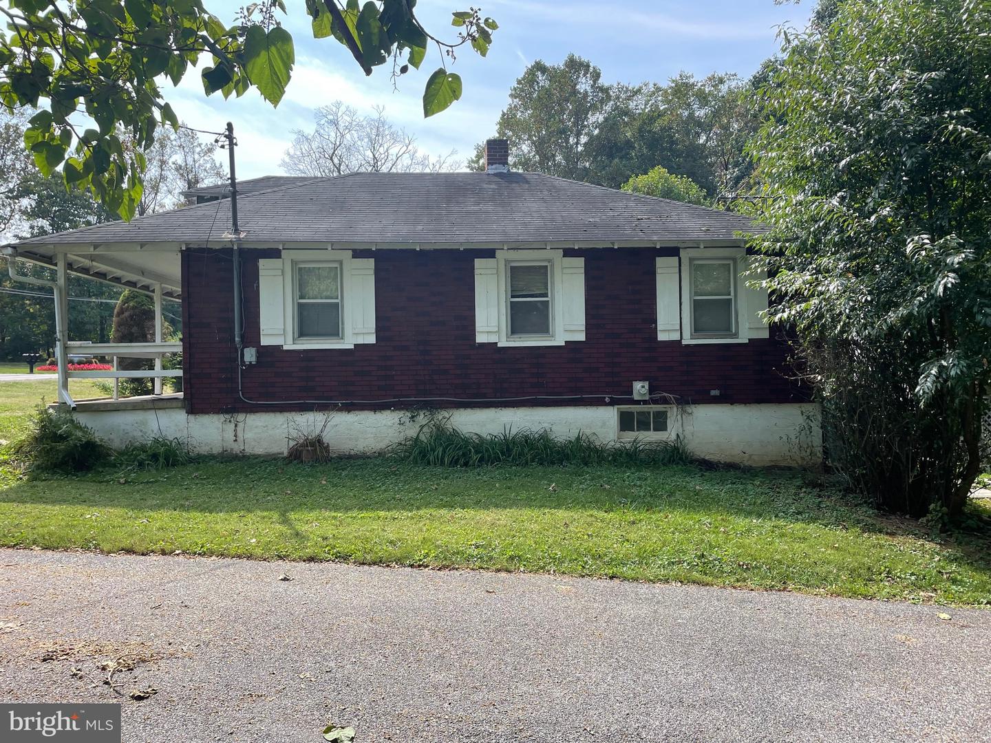 14528 Old York Property Photo 5