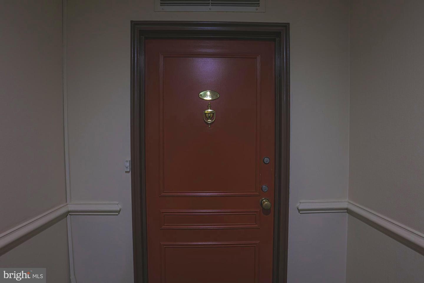 11 Slade Ave #301 Property Photo 42