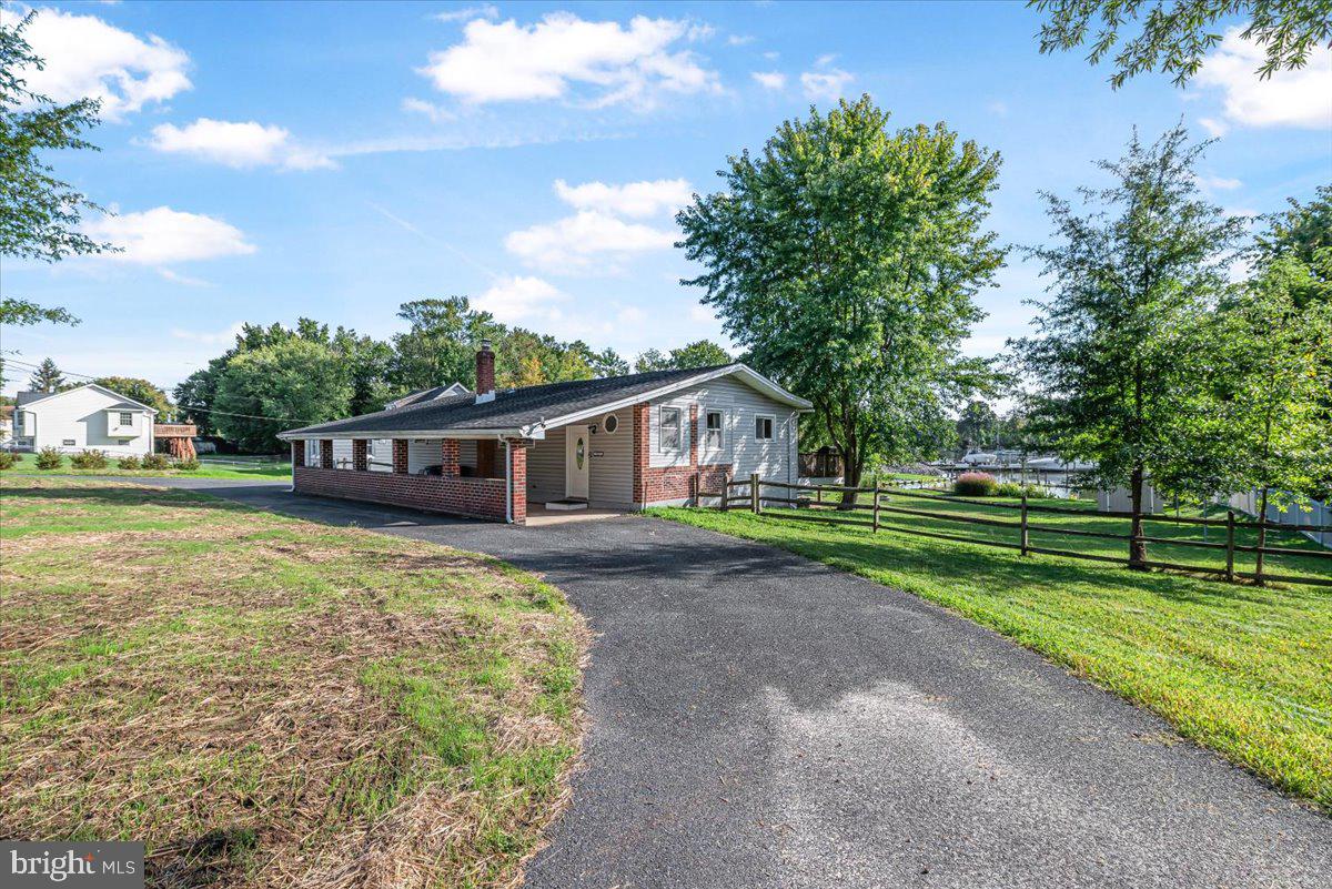 2327 Turkey Point Rd Property Photo 1