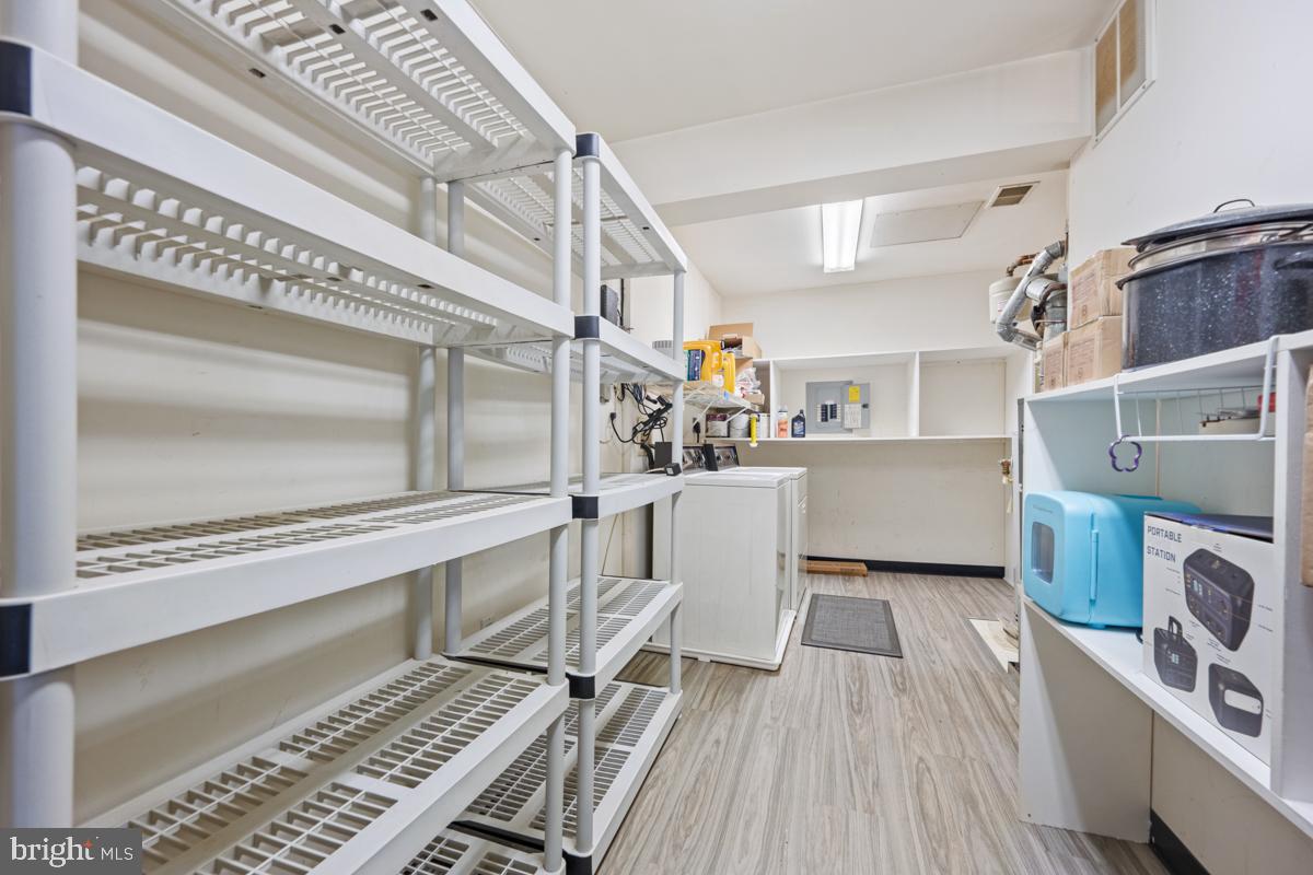 4550 Chaucer Way #406 Property Photo 25