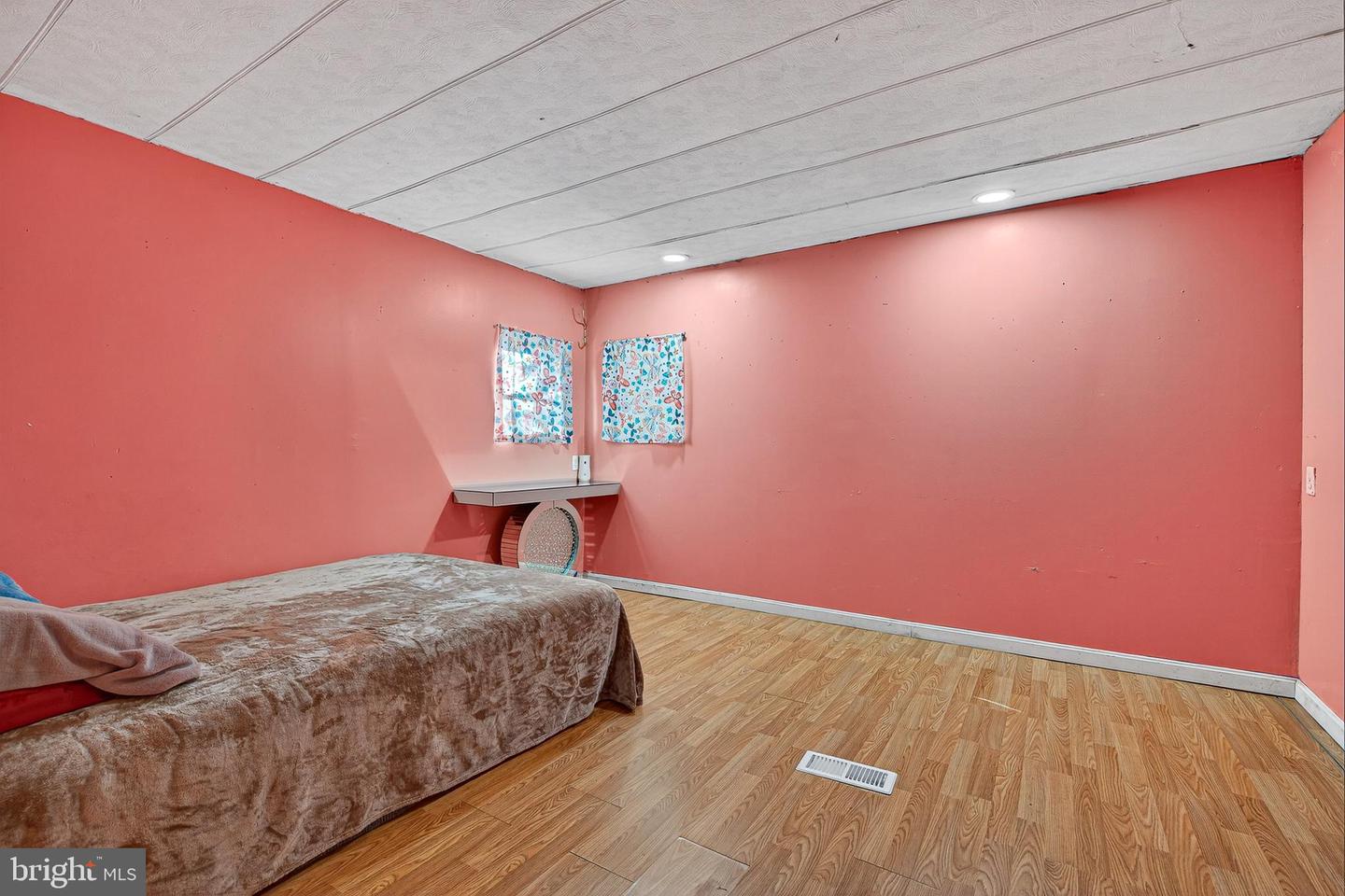 210 Trailway Road Property Photo 13