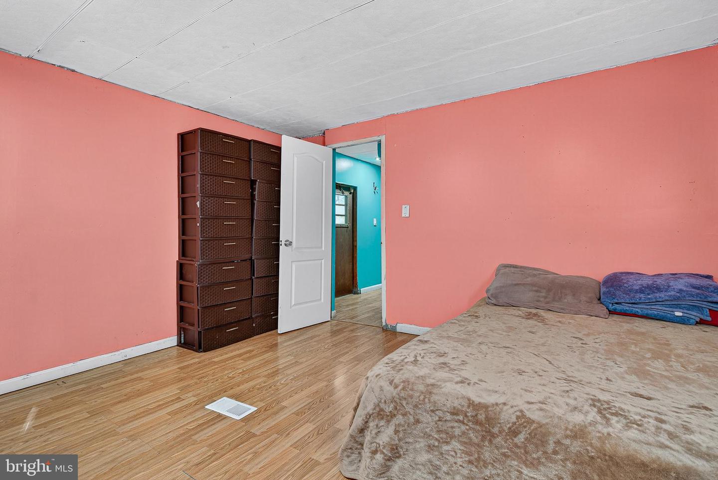 210 Trailway Road Property Photo 15