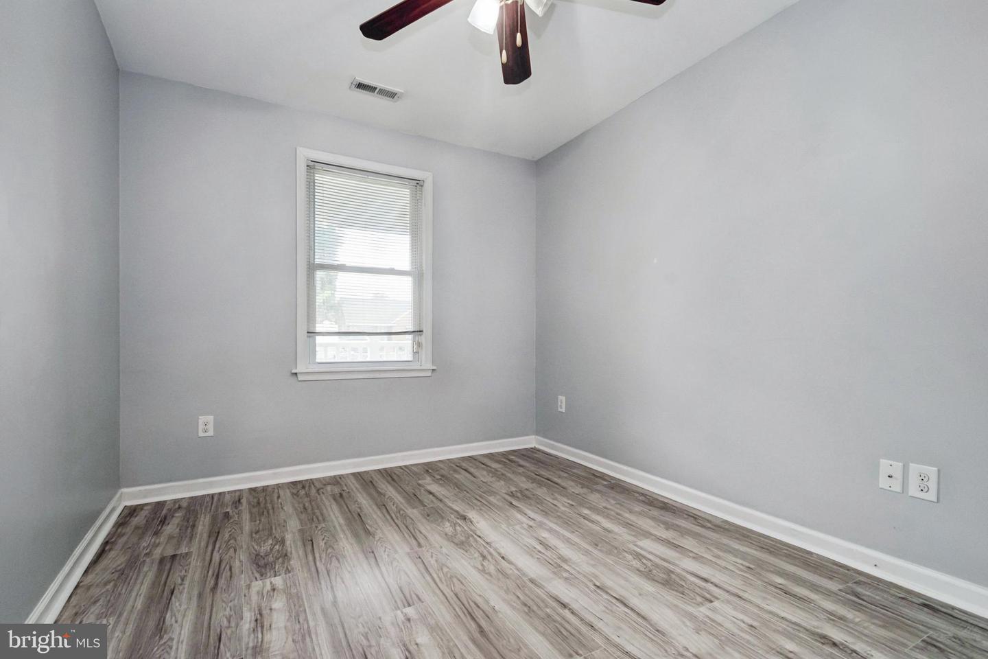 7412 Poplar Ave Property Photo 17